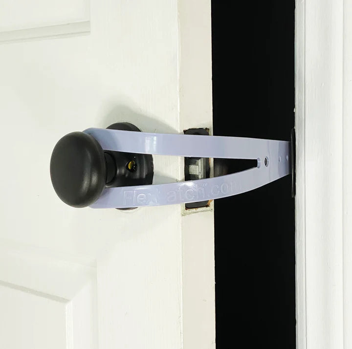 FlexLatch™ - soporte de puerta para gatos